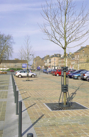 Namur. Quartier Heuvy-Bomel et Quartier de la gare. Aménagements urbains. Marquage sol-mobiliers et sécurité des personnes à mobilité réduite.