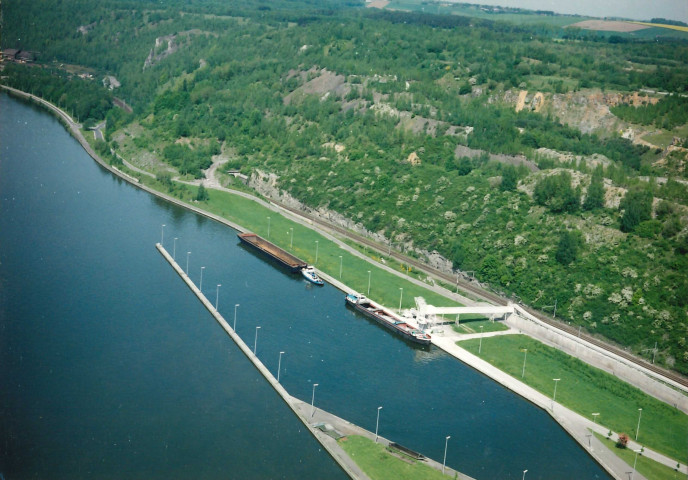 Andenne. Sclayn. Vues aériennes.