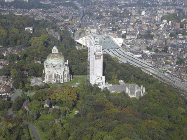 Liège. Cointe. Mémorial de Gramme. Gare Calatrava des Guillemins.