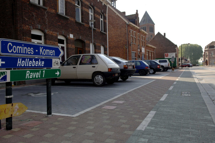 Fernelmont. Franc-Warêt. Fermeture de l'autoroute E42 durant l'abattage d'arbres.