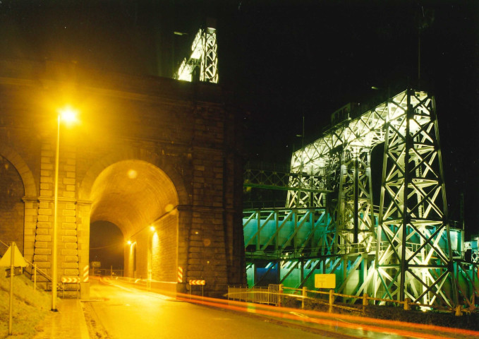 Le Roeulx. Illuminations de l'ascenseur de Strépy-Thieu.