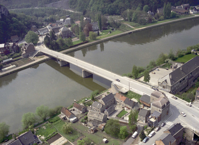 Namêche. Pont.