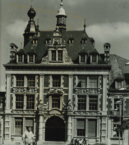 Namur. Bourse du commerce.