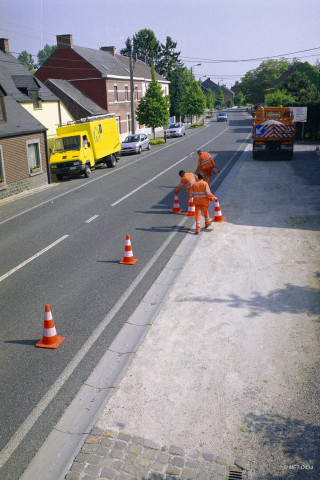 Fosses-la-Ville. Entretien des abords.