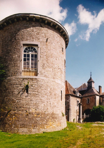 Florennes. Château.