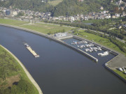 Huy. Statte. Corphalie. Port de plaisance.