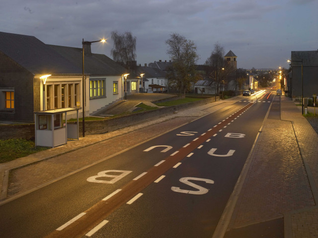 Vaux-sur-Sure. Eclairages.