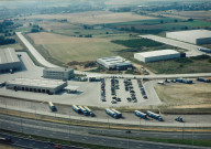 Grâce-Hollogne. Bierset. Village fret, parking, zone de stockage de carburants, tour de contrôle, pistes.