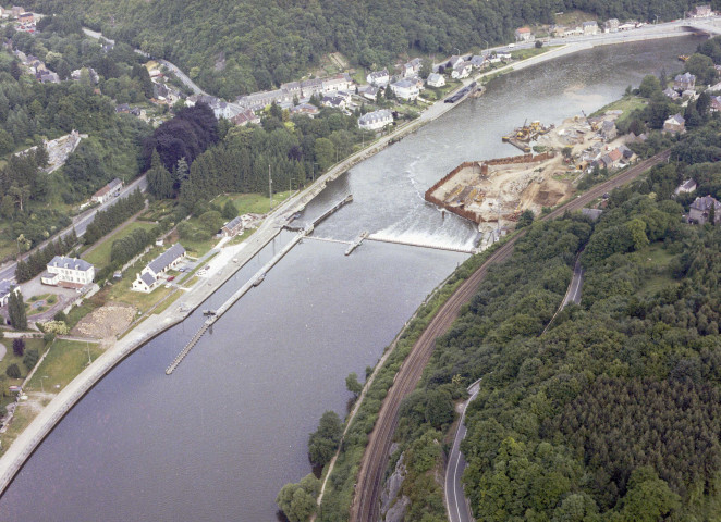 Profondeville. La Meuse.