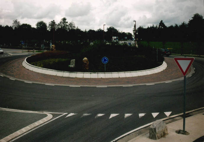 Waimes. Aménagement d'un giratoire.