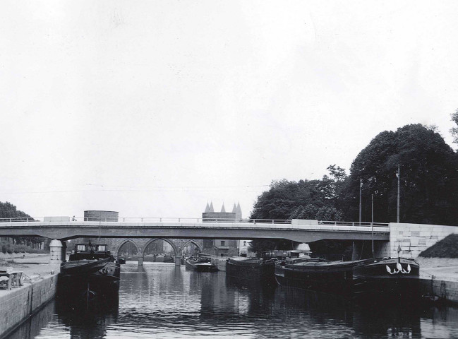 Pont Delwart reconstruit