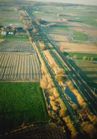 Comines. Canal désaffecté Comines - Ypres.