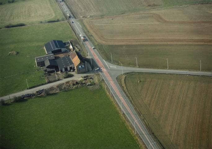 Philippeville. Vodecée. Aménagement du carrefour d la barrière Luc (RN 97 et 87).