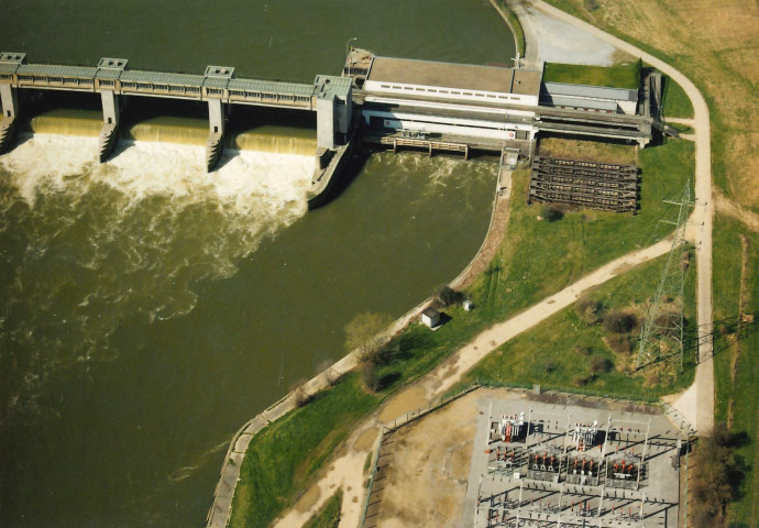 Amay. Ampsin. Barrage. Site de la future échelle à poissons.