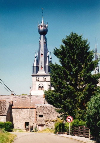 Walcourt. Environnement champêtre. Village.