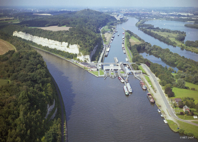 Visé. Lanaye. Vues aériennes.