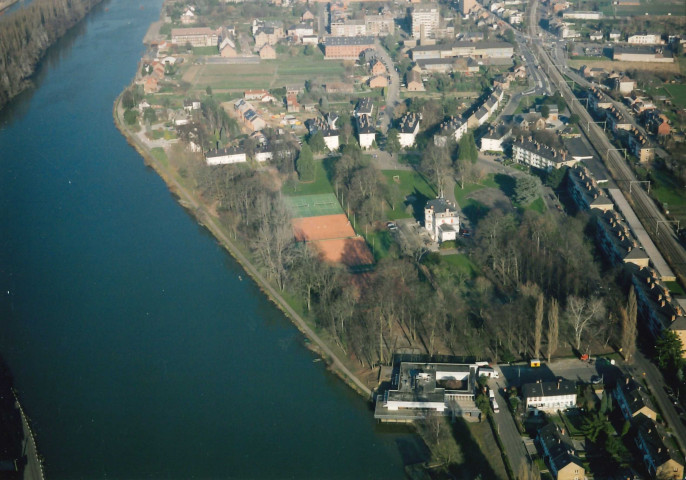Namur. Jambes. Vues aériennes.