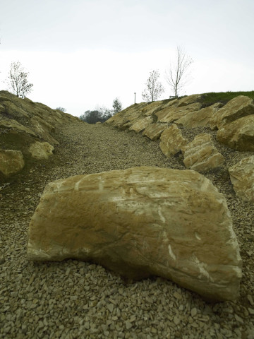 Etalle. Essais de l'éclairage du rond point.