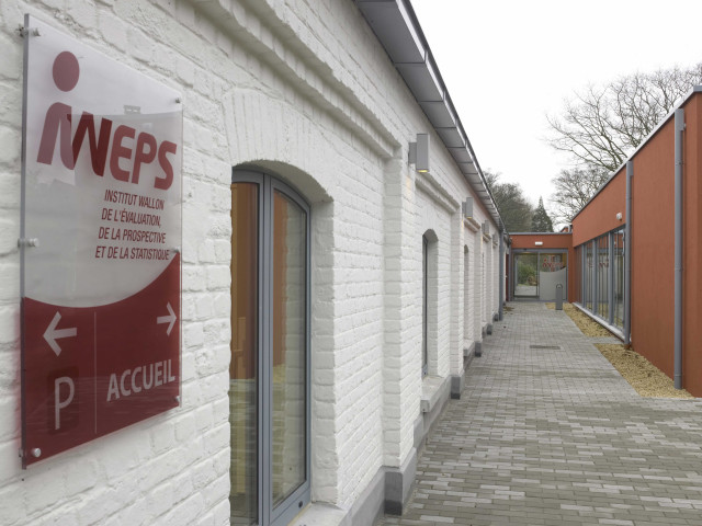 Namur. Belgrade. Façade de l''IWEPS.