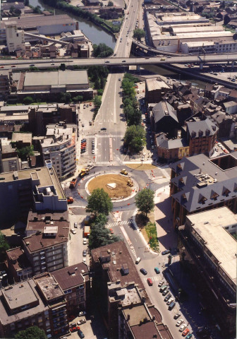 Charleroi. Travaux d'aménagements du rond-point du Boulevard Tirou.