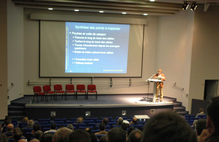 Charleroi. Dampremy. Colloque. Journée d'information sur les ouvrages d'art.