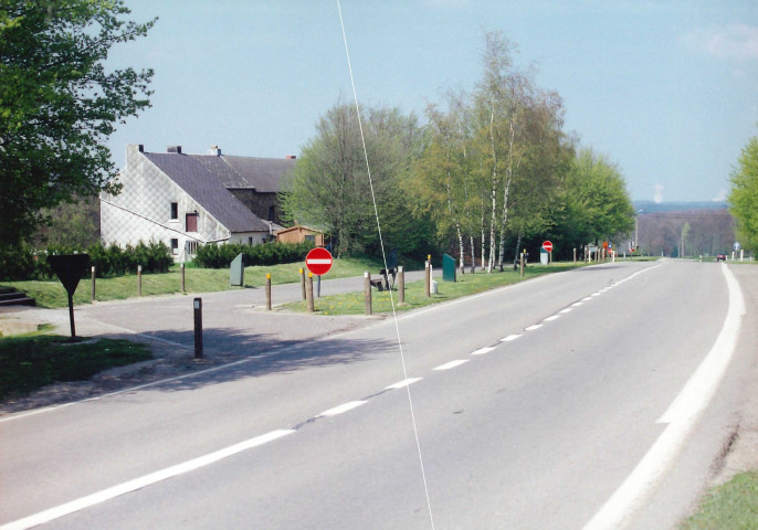 Havelange.Traversée de la localité par la nationale.