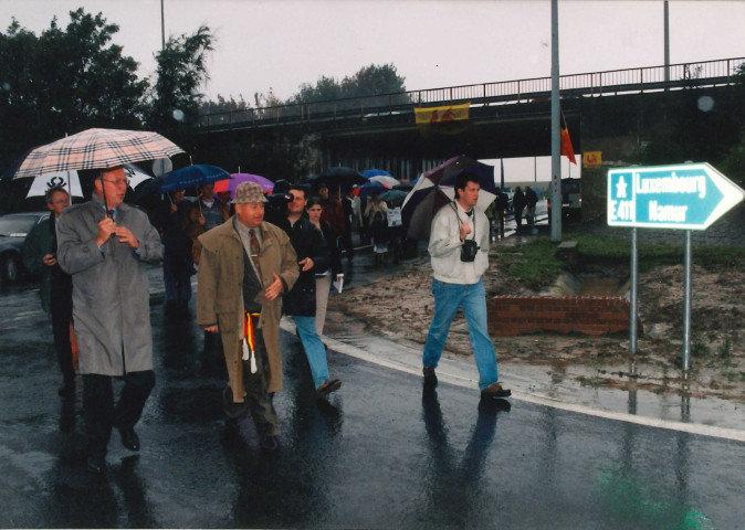 Walhain. Tourinnnes-Saint-Lambert. Inauguration de la sortie n°10 de l'E411 avec la RN243a.