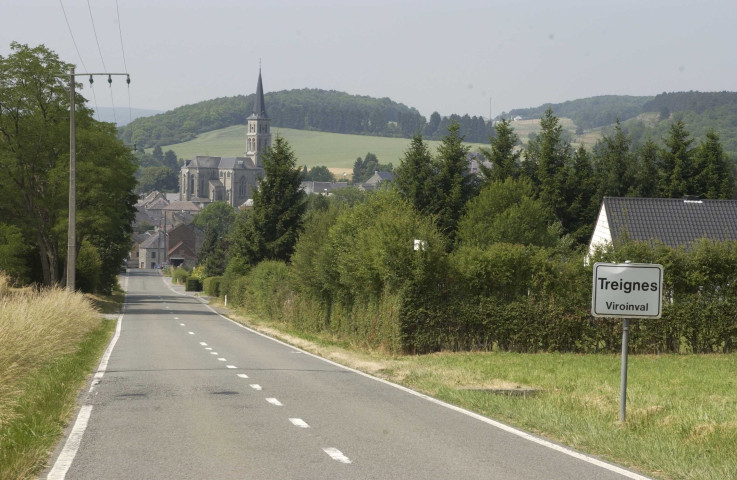 Viroinval. Treignes.