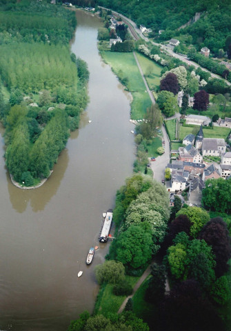 Namur. Dave. Vues aériennes.