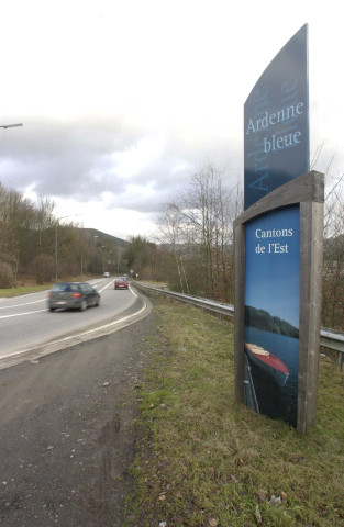 Malmedy. Panneaux d'informations touristiques: "Ardenne Bleu". Cantons de l'Est.