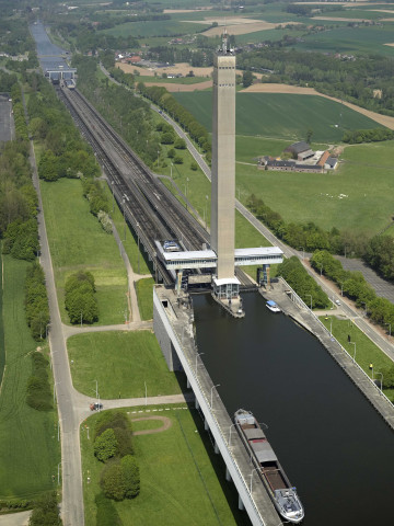Braine-le-Comte. Plan incliné de Ronquières.