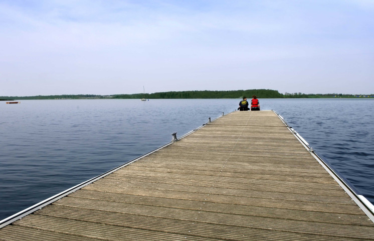 Cerfontaine. Lacs de l'Eau d'heure. Aménagements divers.