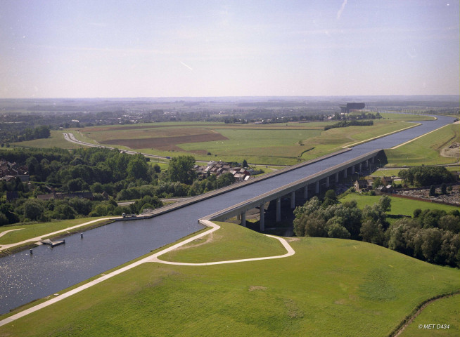 La Louvière. Houdeng-Aimeries. Vues aériennes.