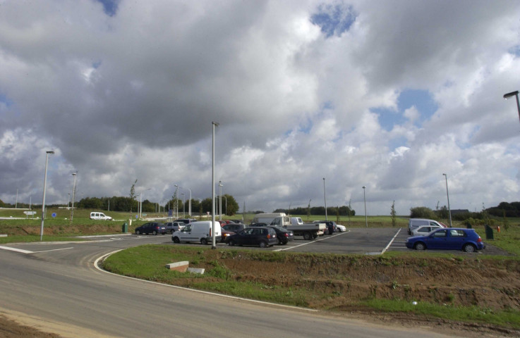 Sambreville. Parking pour co-voiturage.