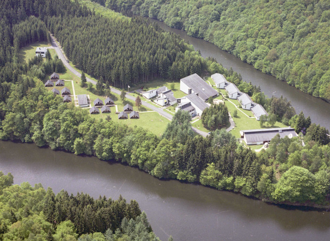 Engreux. Centre ADEPS.