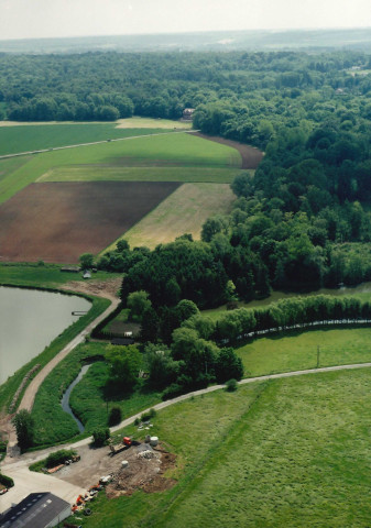 Ham-sur-Heure-Nalinnes. Lieu-dit "Ferme du Moulin".