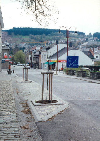 Houffalize. RN 826.Barrière de sécurité en bois.