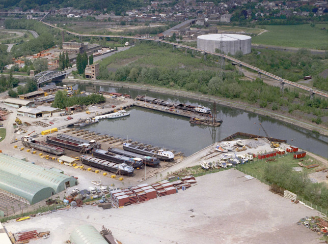 Pont-de-Loup. Zone portuaire du Dria.