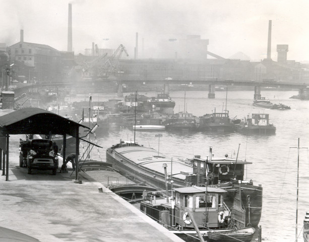 Vues des quais de la Meuse