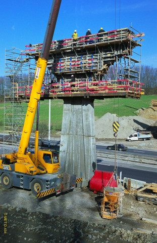 Herve. Battice. E40. Futur pont-route n°49 de Chaineux (BK 110.8).