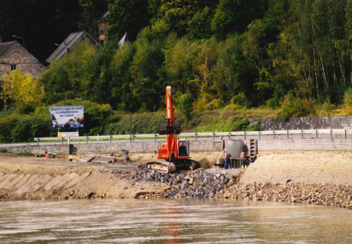 Hastière. Waulsort. Nouvelle écluse n°1 et démolition de l'ancien barrage n°1.