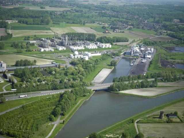 Saint-Ghislain. Hautrage. Canal. Darse.