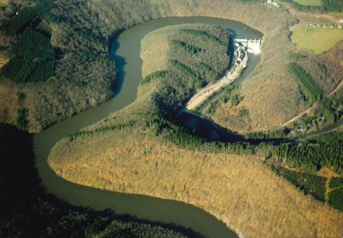 Ourthe de Nisramont à Liège.