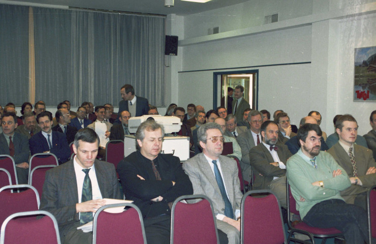 Liège. Colloque sur les ronds-points organisé au Palais des Congrès.