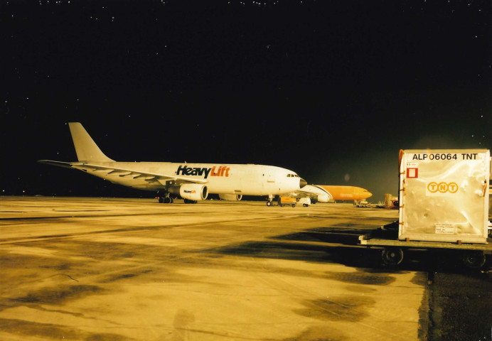 Grâce-Hollogne. Bierset. TNT. Affrétage de nuit.