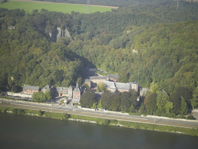 Amay. Flône. Abbaye.