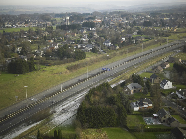 Grâce-Hollogne. Aéroport de Bierset. Décollage d'un avion gros porteur.
