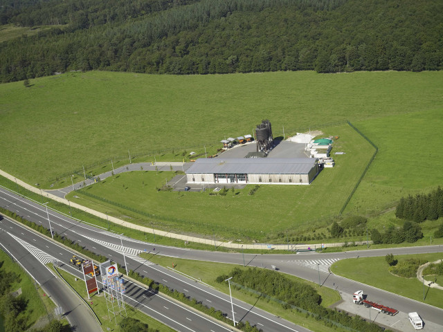 Houyet. Wanlin. Régie autoroutière D131-22. Rue Ribaufontaine, 1.