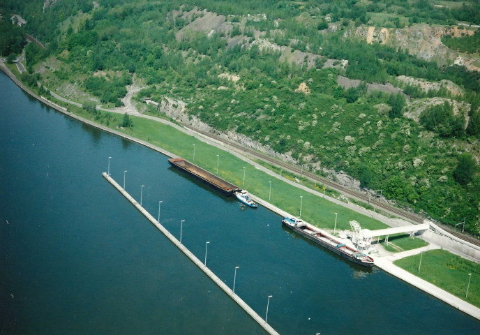 Andenne. Sclayn. Vues aériennes.