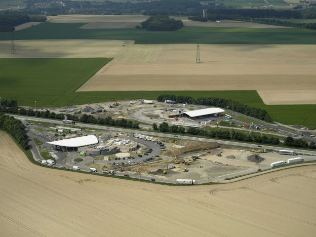 Jemeppe-sur-Sambre. Spy. E42. Aire de repos.